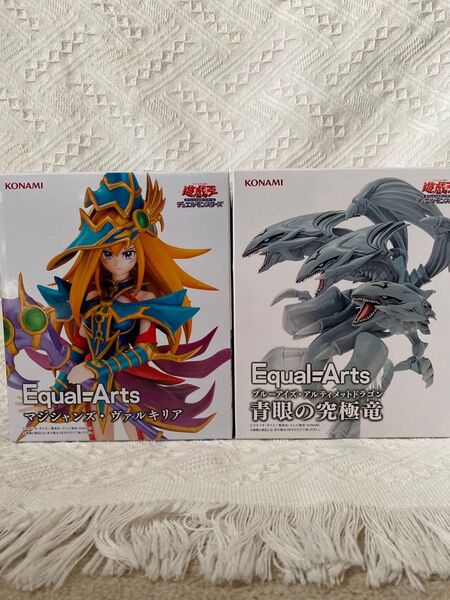 遊戯王 Equal=Arts マジシャンズ・ヴァルキリア&青眼の究極竜 フィギュア