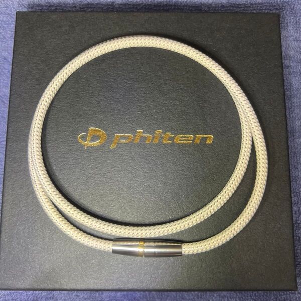 phiten (ファイテン) ネックレス RAKUWA磁気チタンネックレス メタルトップ ベージュ/ピンク 50cm