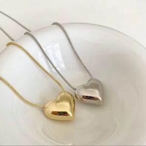 新品★ハート型ネックレス ゴールド