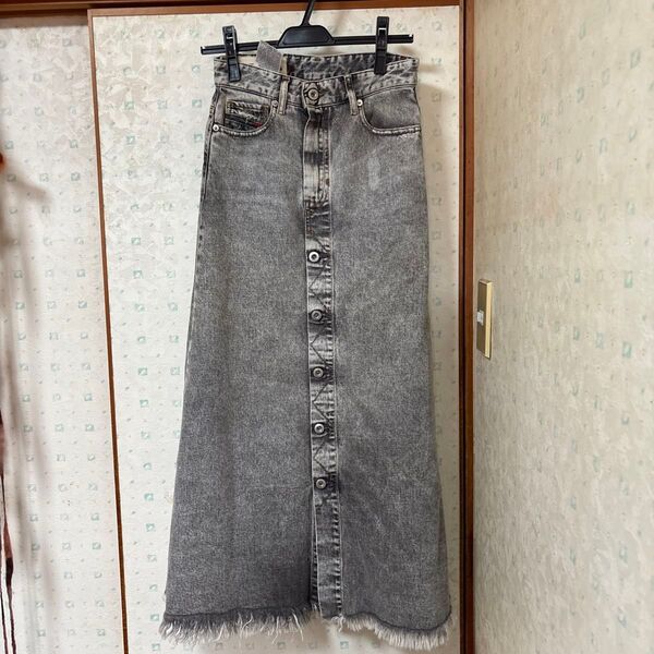 可愛いDIESELデニムスカート23