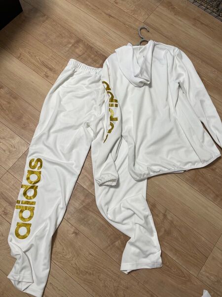 adidas ホワイト×ゴールド ジャージ フード付き 白×金ラメ アディダス 長袖 ルームウェア 上下セット セットアップ