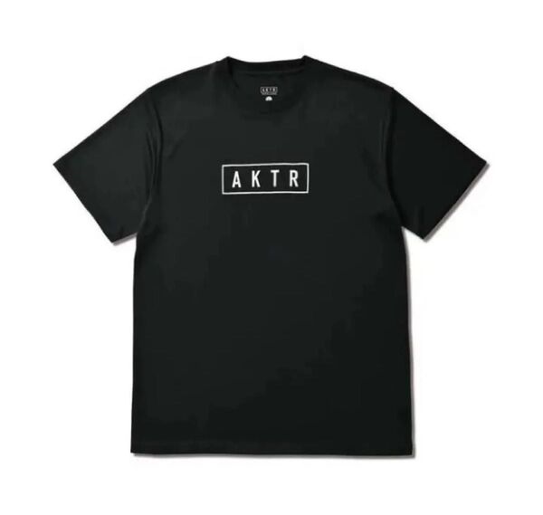 新品AKTR Tシャツ
