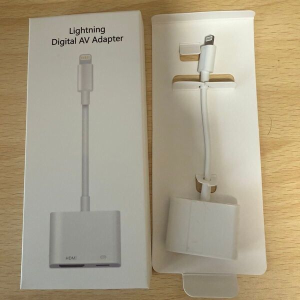 Lightning Digital AVアダプタ HDMI変換ケーブル iPhone iPad対応