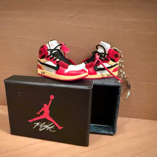 Off-White × The Ten Air Jordan 1 Chicago キーホルダー キーチェーン
