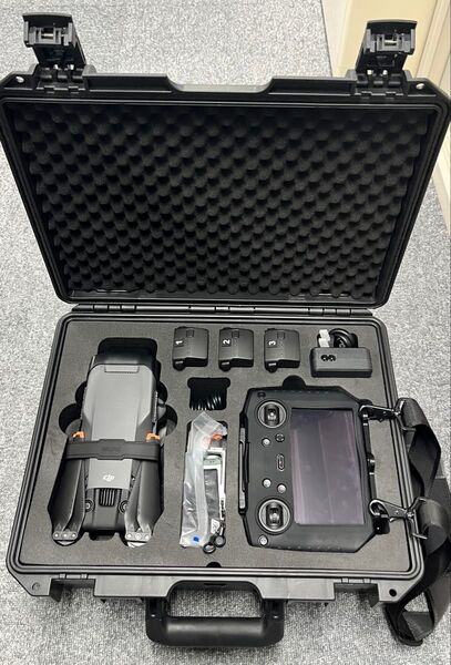 DJI mavic 3 pro Fly More コンボとRC pro 送信機