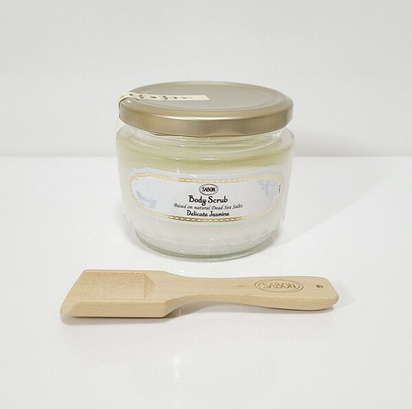 【新品】SABON(サボン) ボディスクラブ デリケートジャスミン スクラブ入りボディ洗浄料 320g