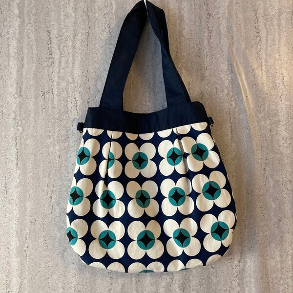 ハンドメイド トートバッグ 花柄 ネイビー ターコイズブルー 肩掛け