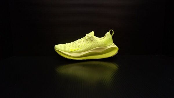 59%OFF 未使用品 W NIKE REACTX INFINITY RUN 4 DR2670 700