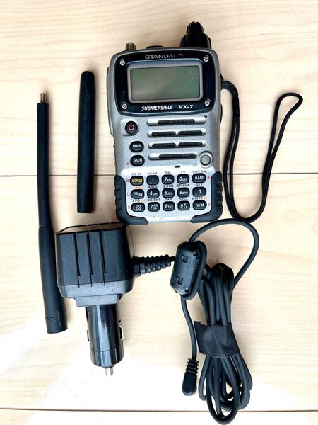 STANDARD VX-7 アマチュア無線機 シルバー