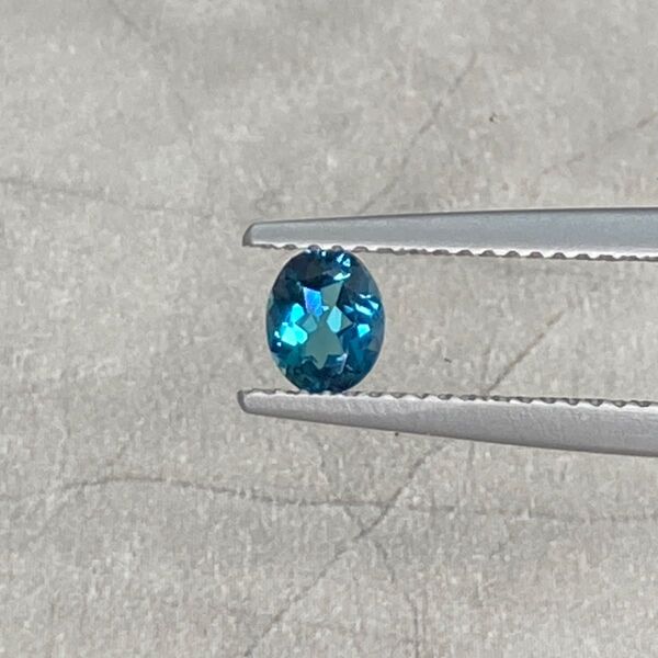 【高品質】天然石ブルートルマリン ルース(裸石)0.398ct's