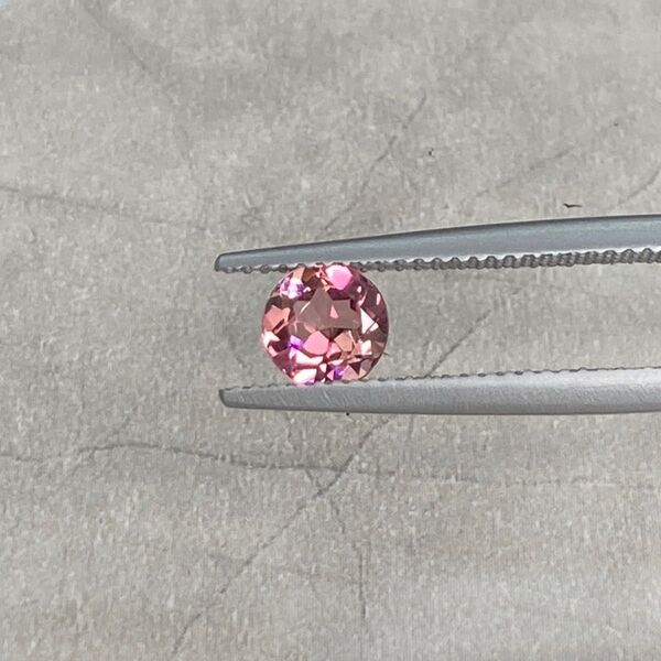 天然石ピンクトルマリン ルース(裸石)0.84ct's
