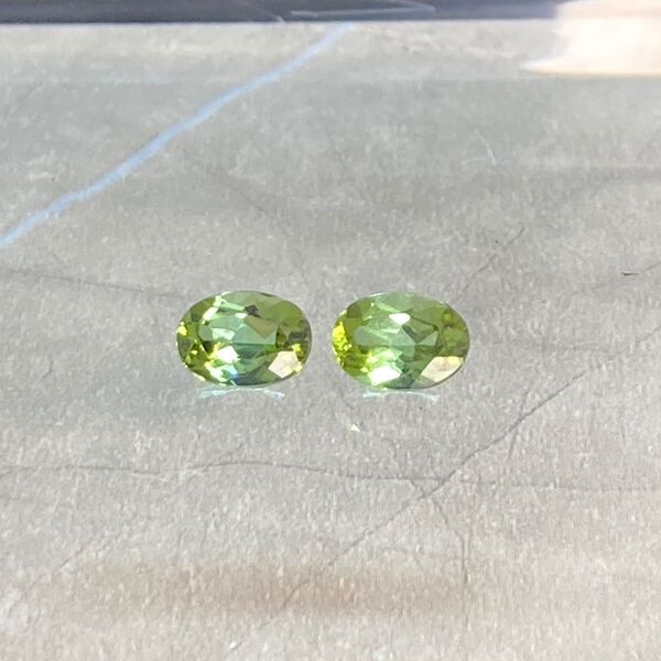 天然石グリーントルマリン ルース(裸石)2個セット 1.815ct's