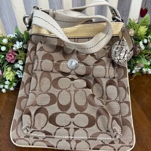 COACH ショルダーバッグ シグネチャー ブラウン