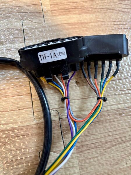 pivot 3-drive スロコン用ハーネス TH-1A(EB)