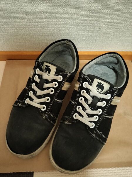 moz モズ レディース 通学スニーカー23.5cm 通学