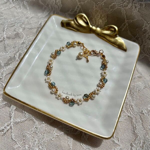 【ハンドメイド】アクアブルーのデイジーブレスレット
