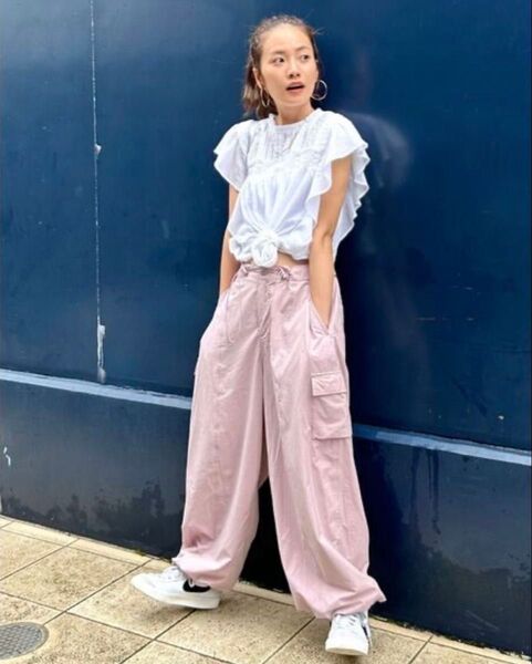Ungrid ナイロン混ミリタリールーズパンツ ピンク