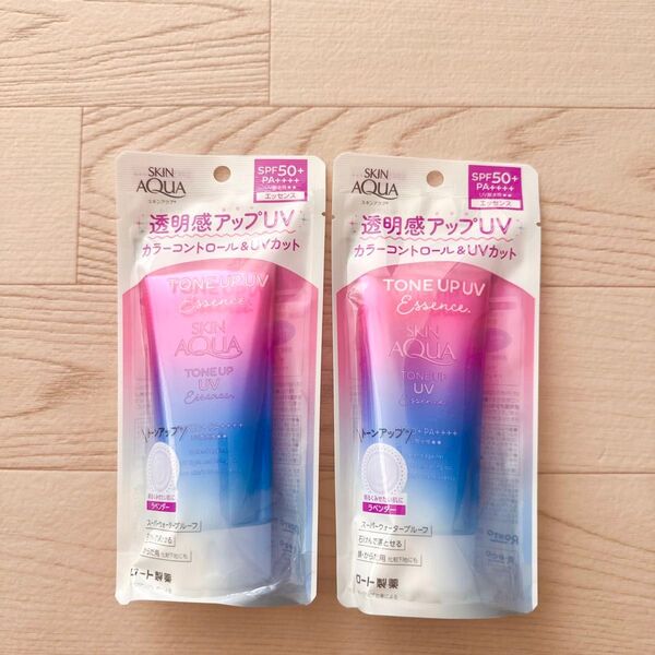 スキンアクアトーンアップuvエッセンスa日焼け止め ラベンダー ロート製薬