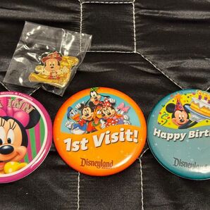 ディズニーピンバッジ、缶バッジセット 4個 ミッキー ディズニー