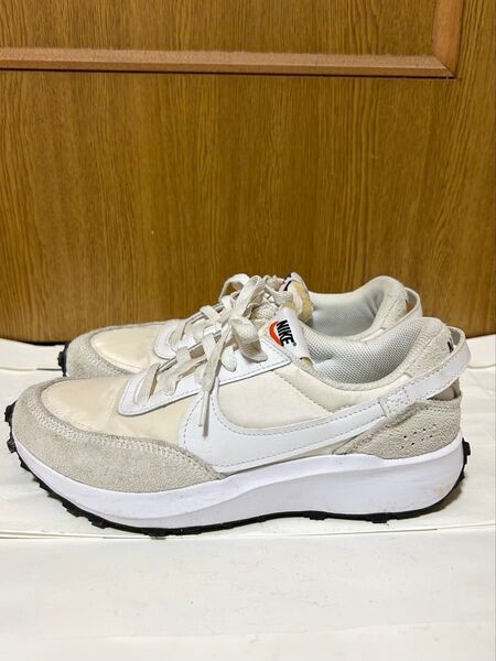 NIKE WMNS NIKE WAFFLE DEBUT (ナイキワッフルデビュー)