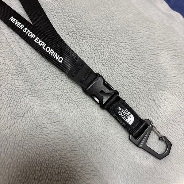 ザ ノース フェイス the NORTH FACE ネックストラップ 4000円前後 ブラック ストラップ 携帯 鍵