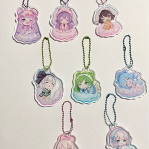 アクリルキーホルダー まとめ売り 8個セット