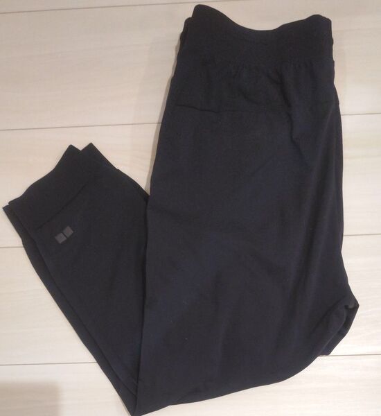 UNIQLOドライEX ストレッチジョガーパンツLサイズ