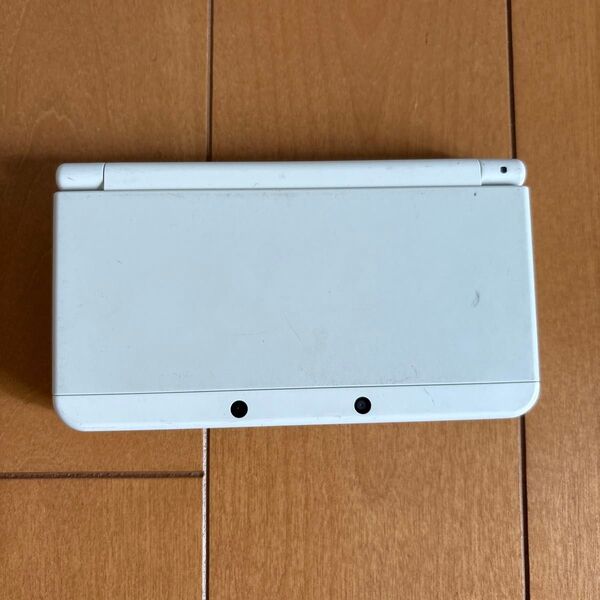 ニンテンドー3DSLL Nintendo3DSカセット3本おまけ付き
