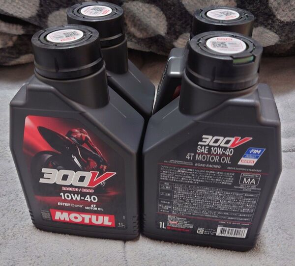 MOTUL 300V FACTORY LINE RACING/ROAD 10w-40 1L x 4個