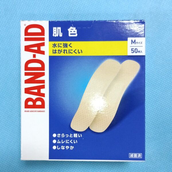 絆創膏 バンドエイド(肌色タイプ)×1箱 50枚×1 Mサイズ