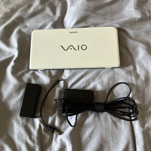 SONY VAIO type P VGN-P70H/W