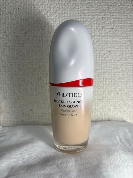 SHISEIDO リバイタルエッセンススキン グロウ ファンデーション