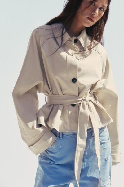 ZARA ベージュ ショートトレンチコート ベルト付き M size ザラ
