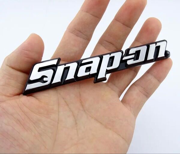 《送料無料》スナップオン(Snap-on)シルバーエンブレムステッカー 117mm