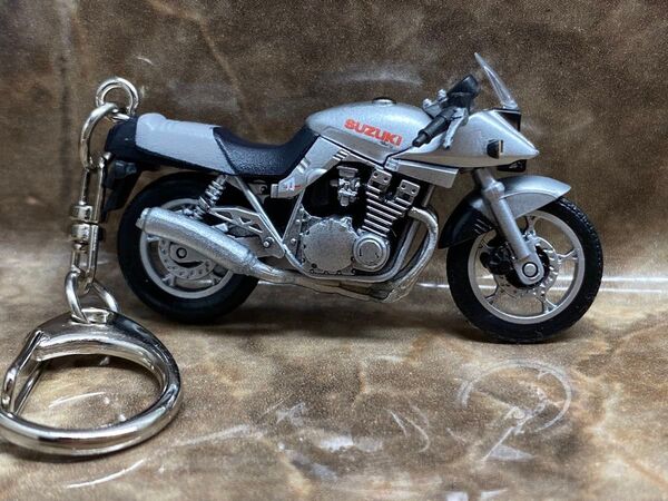 SUZUKI GSX1100S KATANA 刀 キーホルダー