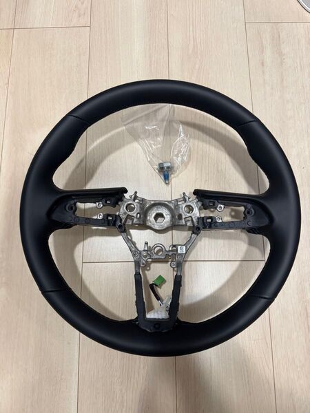 MAZDA3 純正ステアリング