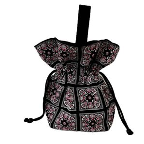未使用品 刺繍作家 久家道子 チロリアン刺繍 巾着 スウェーデン刺繍創作の先駆者