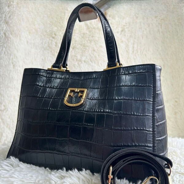 美品 FURLA フルラ ショルダーバッグ ハンドバック 2way 斜め掛け ベルヴェデーレ Fロゴ クロコ型押し ブラック 黒