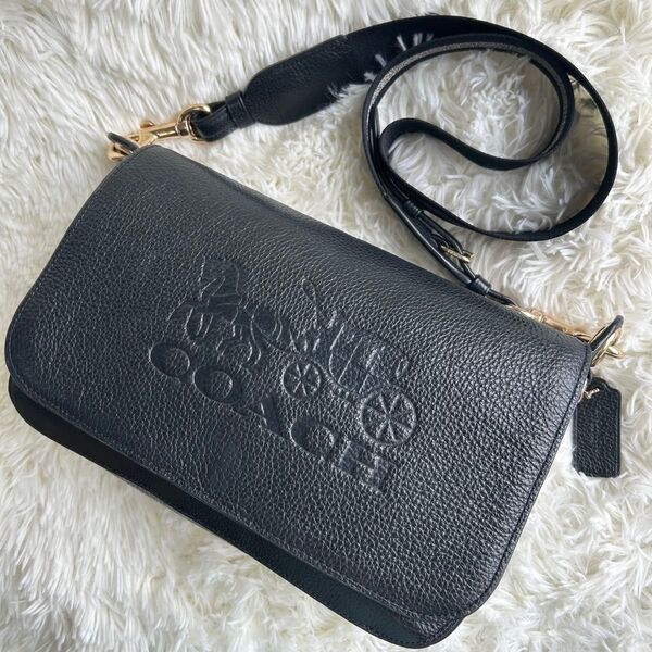 美品 COACH コーチ ショルダーバッグ 斜め掛け ホースアンドキャリッジ 型押し シボ革 ゴールド金具 チャーム 黒 ブラック