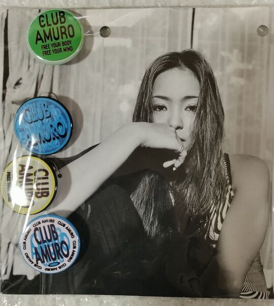 安室奈美恵公式ファンクラブ限定の缶バッジ4個セット直径約3cm 最安値 早いものがち