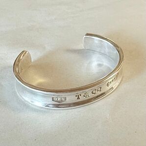 お値下げ不可 美品Tiffany & Co.バングル ナロー 1837 SV925 ティファニー ブレスレット普通レディースサイズ