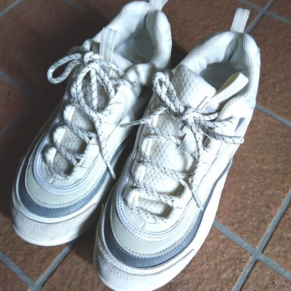 FILA フィラ スニーカー 24.5cm