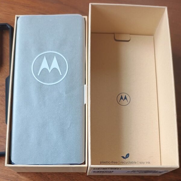 MOTOROLA edge 50s pro リュクスラベンダー 残債なし 即日発送 おまけケースあり