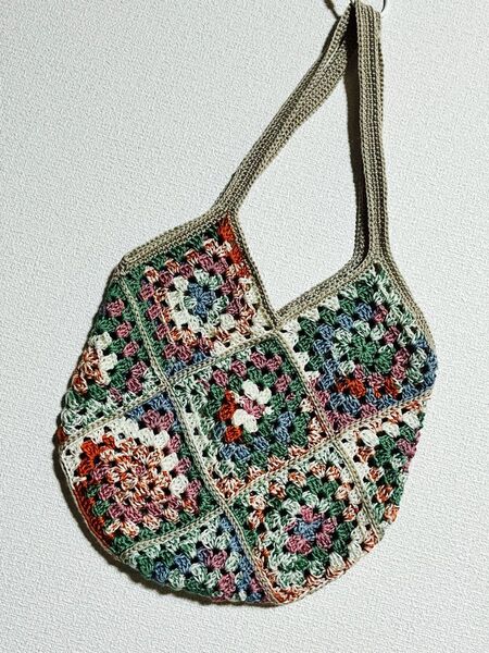 グラニースクエア モチーフバッグ かぎ針編み ハンドメイド ショルダーバッグ