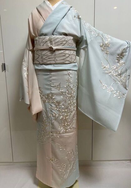 絽 訪問着 夏物 7月8月 刺繍 ししゅう 薄いピンクとブルーのぼかし 未仕立て しんびじゅうむ 正絹 ししゅう 着物 きもの