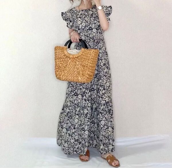 新品 小花柄ロングワンピース 韓国 半袖 マキシ フリルワンピース