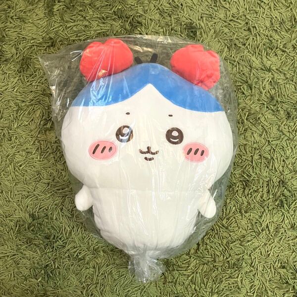 ちいかわ カニカチューシャ BIGぬいぐるみ ハチワレ