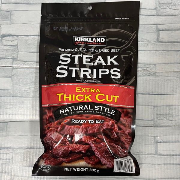 コストコ ビーフジャーキー ステーキ ストリップス 300g カークランド シグネチャー 糖質制限 低糖質 ダイエット 高たんぱく