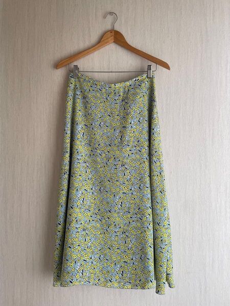 ☆ 美品 IENA / イエナ フラワープリントフレアースカート グリーン 38 ☆