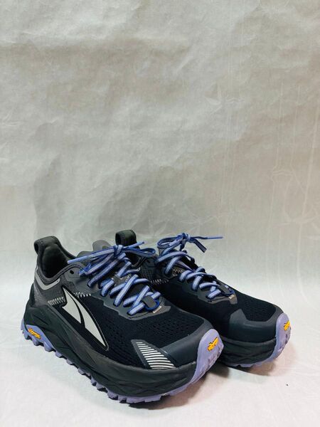 Altra Olympus 5 23.5
